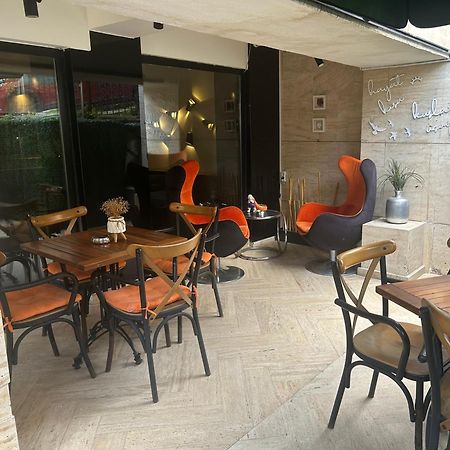 The Place Suites By Cey Istanbul Exterior foto