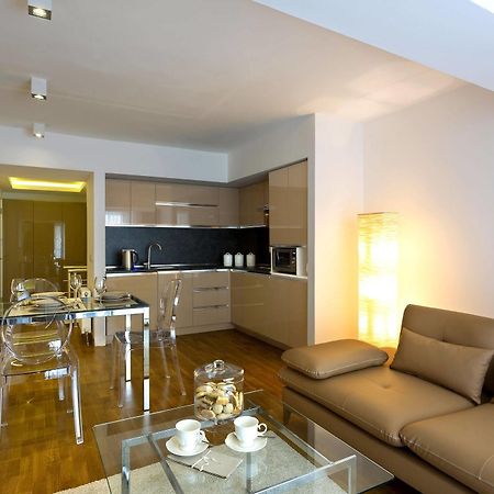 The Place Suites By Cey Istanbul Exterior foto