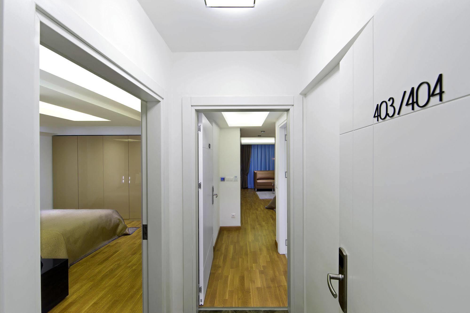 The Place Suites By Cey Istanbul Exterior foto