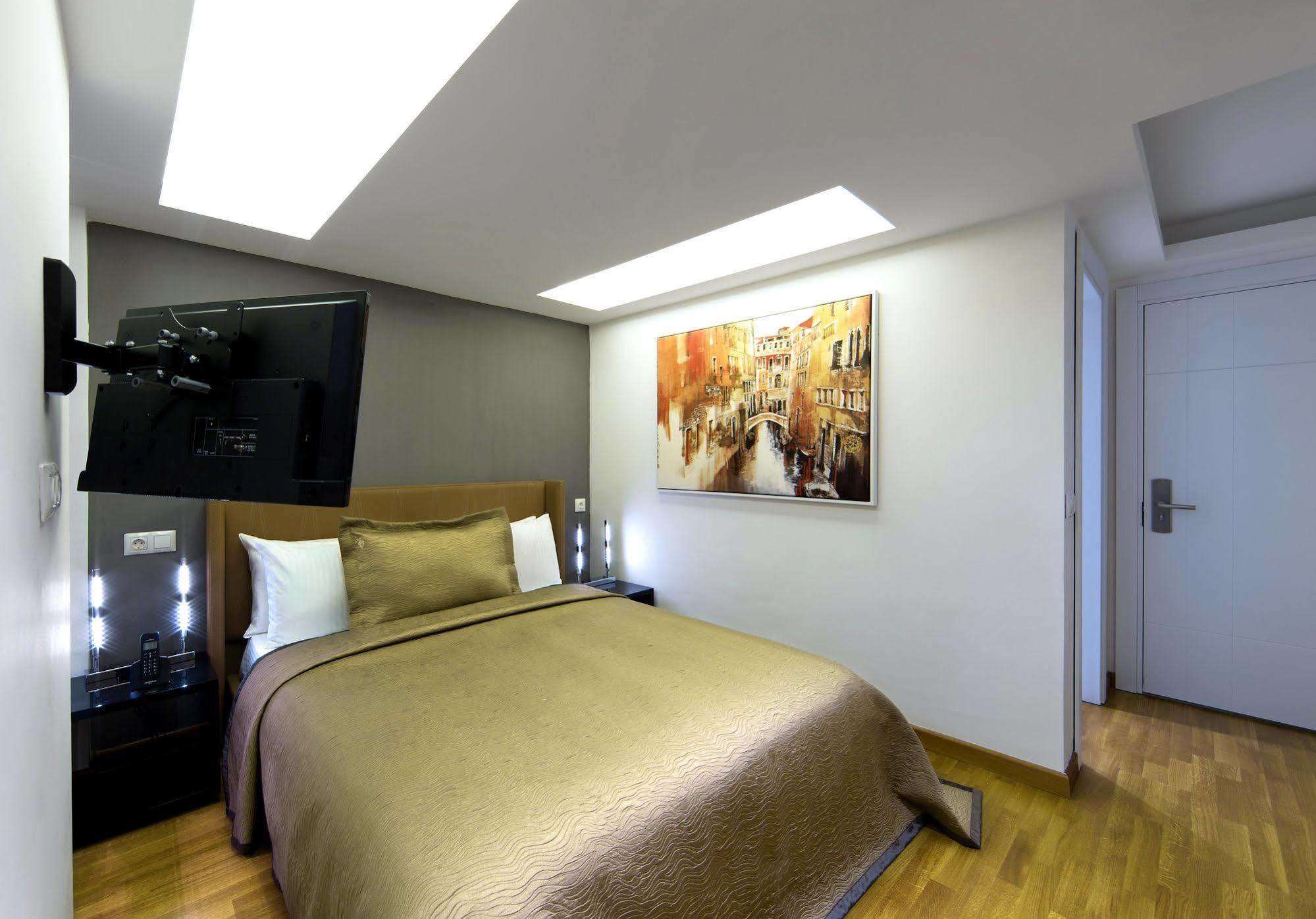The Place Suites By Cey Istanbul Exterior foto
