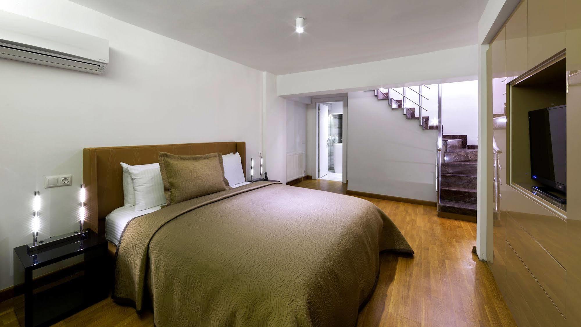 The Place Suites By Cey Istanbul Exterior foto